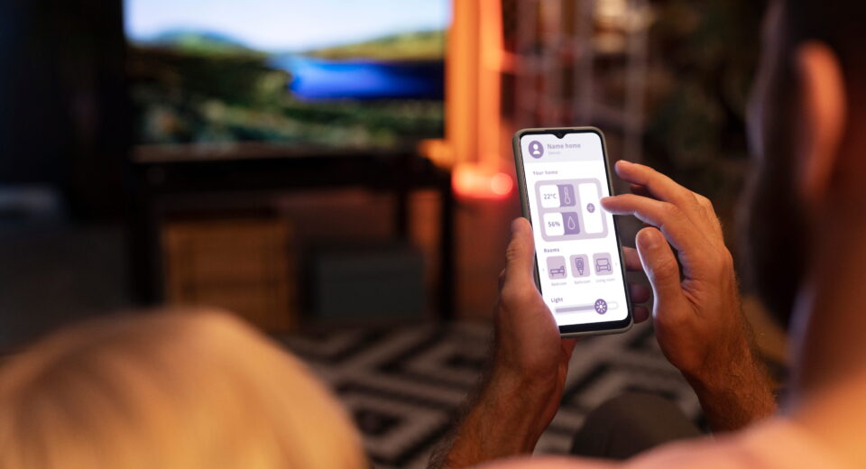 How to Connect an iPhone to TV
